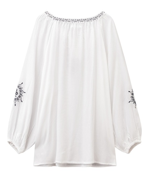 NAVY（ネイビー）の「やわらかく着心地の良い長袖刺繍ブラウス（シャツ/ブラウス・レディース・ホワイト・M/L）」の11枚目の写真