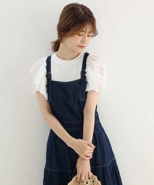 one after another NICE CLAUP(ワンアフターアナザーナイスクラップ)の「肩あきフリルテレコトップス(Tシャツ/カットソー・レディース・ブラック/オフホワイト/モカ・FREE)」の16枚目の写真