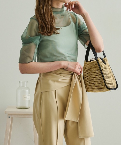 Ambre Neige(アンブルネージュ)の「シアーハイネックトップス/【WEB/EC限定商品】(シャツ/ブラウス・レディース・ホワイト/ブラック/ライトブラウン/グリーン系その他・FREE)」の9枚目の写真