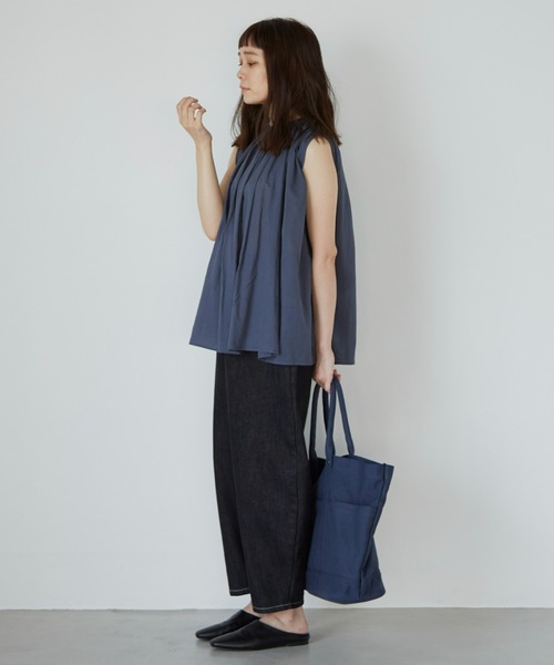 Libra Cue（リブラ キュー）の「ビッグキャンバストートバック（トートバッグ・レディース・グレイッシュベージュ/ネイビー・FREE）」の5枚目の写真