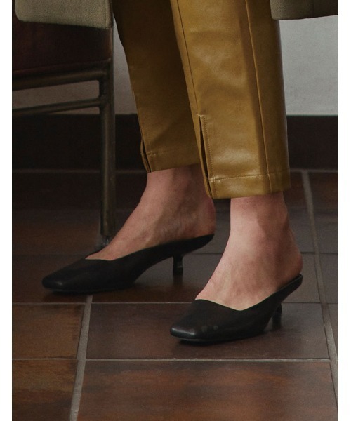 Re:EDIT(リエディ)の「スクエアカットミュールパンプス(サンダル・レディース・パイソン/ボルドー/シルバー/レオパード/ブラック/アイボリー/キャメル/カーキ・MEDIUM/X-LARGE/SMALL/LARGE/XX-LARGE)」の10枚目の写真