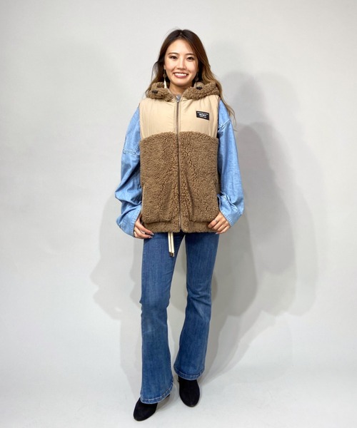 ROXY（ロキシー）の「ROXY/ロキシー ボア切り返しベスト RZP214052