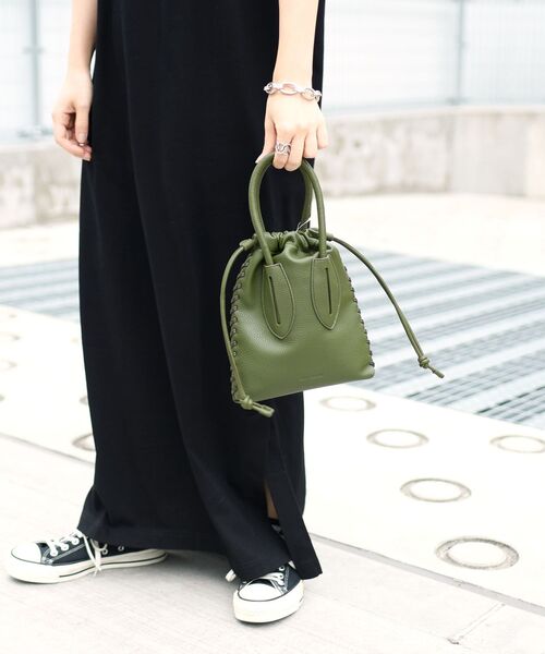 ADD CULUMN(アドカラム)の「【SHIPS別注】ADD CULUMN:TURN S POCHETTE◇(ショルダーバッグ・レディース・ブラック/ピンク/グリーン・ONE SIZE)」の9枚目の写真