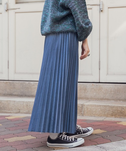 ITEMS URBANRESEARCH（アイテムズ アーバンリサーチ）の「ベロアプリーツスカート（スカート・レディース・モカ/ライトベージュ/ブルー/チャコールグレー/ベージュ・FREE）」の22枚目の写真