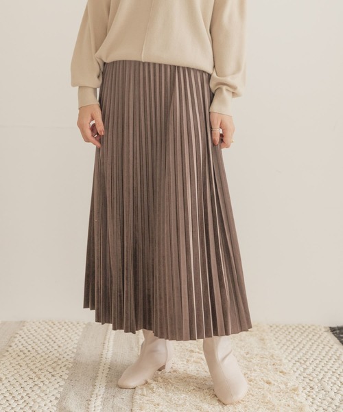ITEMS URBANRESEARCH（アイテムズ アーバンリサーチ）の「ベロアプリーツスカート（スカート・レディース・モカ/ライトベージュ/ブルー/チャコールグレー/ベージュ・FREE）」の21枚目の写真