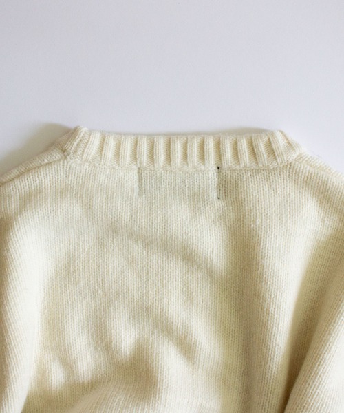 ALL ORDINARIES（オールオーディナリーズ）の「肘あて付クルーニット（ニット/セーター・レディース・ライトグレー/ライトブルー/ブラック/グリーン/アイボリー・FREE）」の17枚目の写真