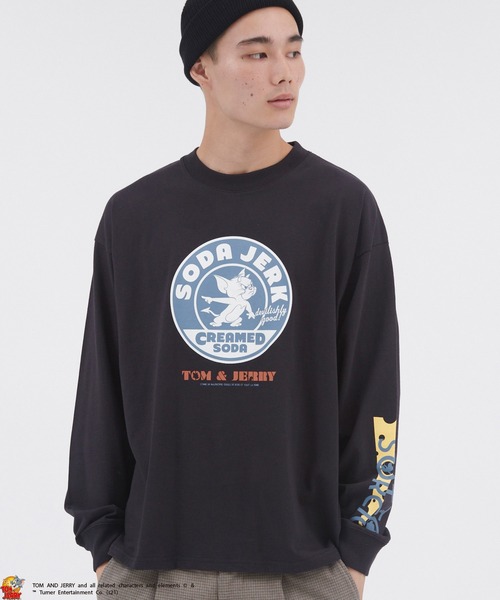 Tom&Jerry(トムアンドジェリー)の「【DISCUS ATHLETIC×TOM AND JERRY】ディスカスアスレチック×トムとジェリー ビッグシルエットカレッジデザイン長袖カットソー(Tシャツ/カットソー・メンズ・スミクロ/グレー/グリーン/ホワイト・M/L)」の2枚目の写真