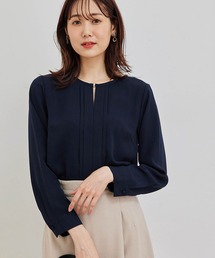 ゴールドパーツフロントタックブラウス