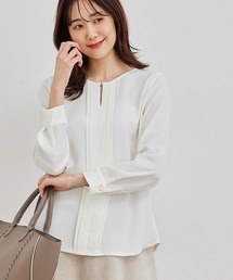 ゴールドパーツフロントタックブラウス