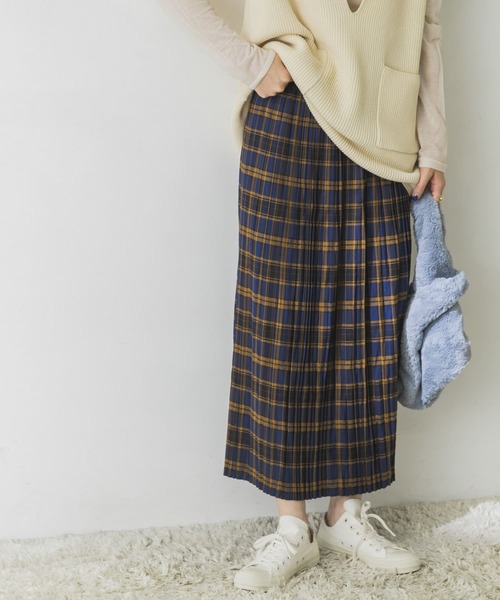 URBAN RESEARCH（アーバンリサーチ）の「チェックプリーツスカート（スカート・レディース・イエロー/パープル/ブルー/ベージュ・36/38）」の20枚目の写真
