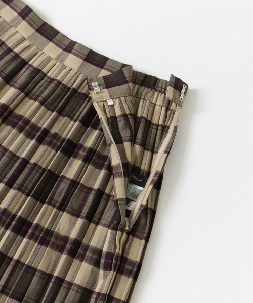 URBAN RESEARCH（アーバンリサーチ）の「チェックプリーツスカート（スカート・レディース・イエロー/パープル/ブルー/ベージュ・36/38）」の9枚目の写真