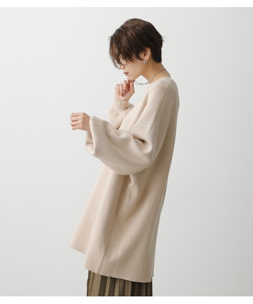 AZUL by moussy（アズールバイマウジー）の「SWEATTER BIG TUNIC/スウェッタービッグチュニック（チュニック・レディース・ブラック/ブラウン/ライトグリーン/ライトベージュ・FREE）」の17枚目の写真