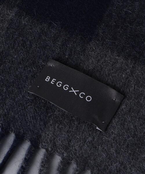 Begg & Co（ベグアンドコー）の「＜BEGG＆CO（ベグアンドコー）＞チェック マフラー（ストール/ショール・レディース・ホワイト/ベージュ/ネイビー・FREE）」の6枚目の写真