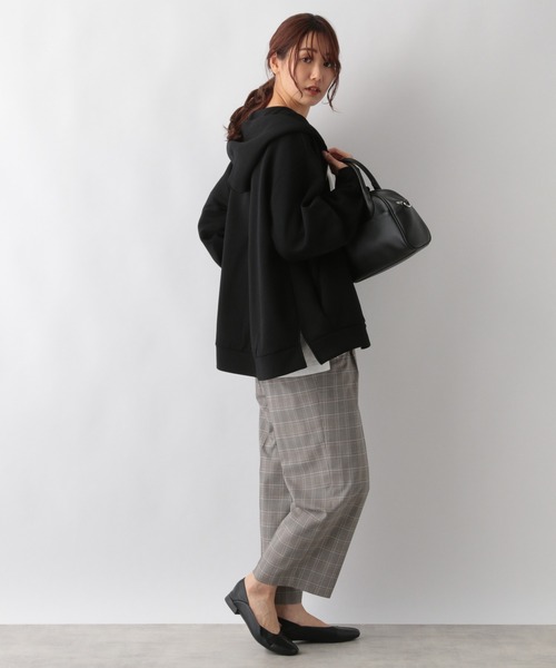 GLOBAL WORK（グローバルワーク）の「サマ見えエアリーZIPパーカー/215569（パーカー・レディース・アイボリー/ブラック/キャメル・MEDIUM/LARGE）」の22枚目の写真