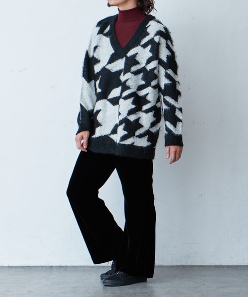 Lui's（ルイス）の「高級ベルベットワイドフレアパンツ（その他パンツ・メンズ・ブラック/ボルドー・SMALL/MEDIUM）」の10枚目の写真