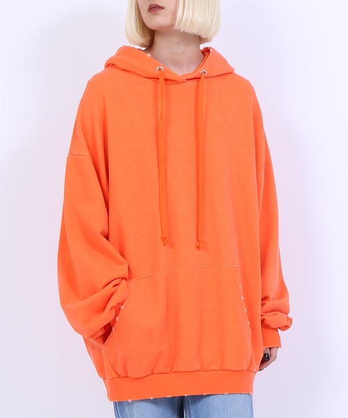 PUNYUS（プニュズ）の「ピグメントパーカー（パーカー・レディース・ブルー/グリーン/スミクロ/パープル/オレンジ・3/4）」の5枚目の写真