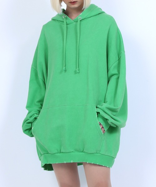 PUNYUS（プニュズ）の「ピグメントパーカー（パーカー・レディース・ブルー/グリーン/スミクロ/パープル/オレンジ・3/4）」の3枚目の写真