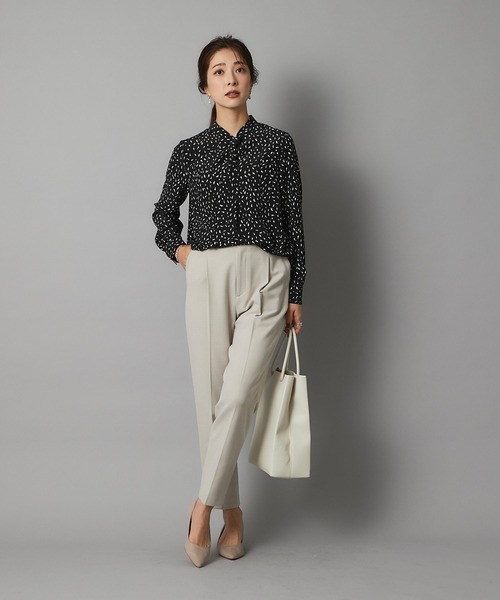 RIVE DROITE(リヴドロワ)の「フェミニンからスタイリッシュまで ハケドットボウタイブラウス(シャツ/ブラウス・レディース・ブラック/オフホワイト・FREE)」の17枚目の写真