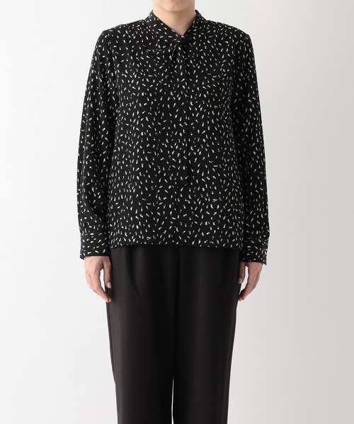 RIVE DROITE(リヴドロワ)の「フェミニンからスタイリッシュまで ハケドットボウタイブラウス(シャツ/ブラウス・レディース・ブラック/オフホワイト・FREE)」の20枚目の写真