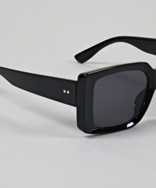 SPINNS（スピンズ）の「スクエアサングラス（サングラス）」 - WEAR