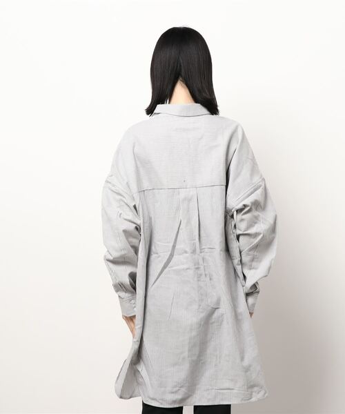 Samansa Mos2（サマンサ モスモス）の「シャツチュニックワンピース（シャツ/ブラウス・レディース・ベージュ/オフホワイト/ブルー・ﾌﾘ-）」の4枚目の写真