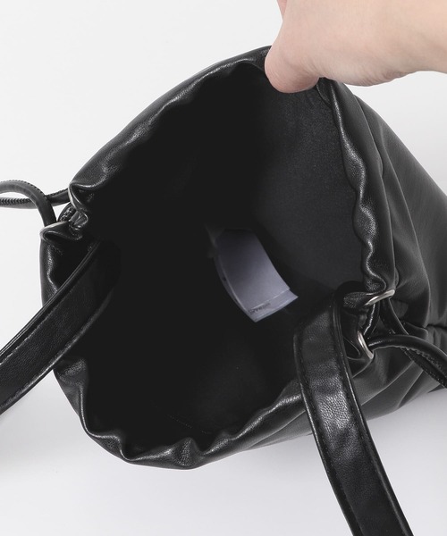 SENSE OF PLACE by URBAN RESEARCH（センスオブプレイスバイアーバンリサーチ）の「フェイクレザーキンチャクショルダーバッグ（ショルダーバッグ・メンズ・ブラック/グリーン/ライトグレー・ONE）」の8枚目の写真