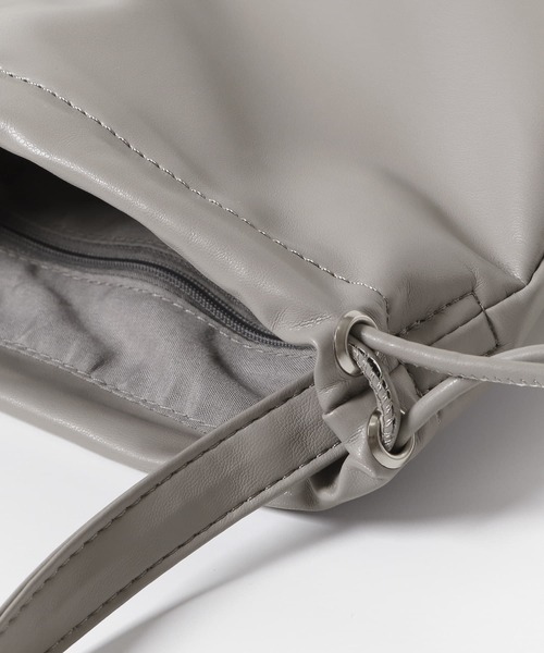 SENSE OF PLACE by URBAN RESEARCH（センスオブプレイスバイアーバンリサーチ）の「フェイクレザーキンチャクショルダーバッグ（ショルダーバッグ・メンズ・ブラック/グリーン/ライトグレー・ONE）」の20枚目の写真