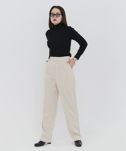 TINA：JOJUN（ティーナジョジュン）の「タック入り ルーズ
