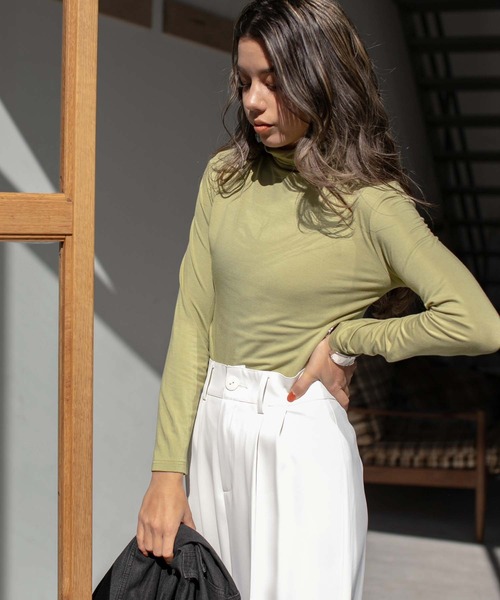 fifth（フィフス）の「ソフトタッチタートルトップス（Tシャツ/カットソー・レディース・ホワイト/パープル/グリーン・M）」の5枚目の写真