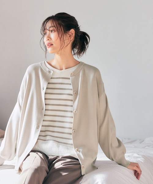 GLOBAL WORK（グローバルワーク）の「トリプルイージークルーカーディガン/262122（カーディガン/ボレロ・レディース・ブラック/ベージュ/オフホワイト/グリーン/ライトイエロー・MEDIUM/LARGE）」の4枚目の写真