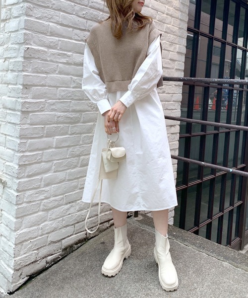 OLIVE des OLIVE（オリーブデオリーブ）の「【WEB限定】おさんぽドッキングワンピース（ワンピース・レディース・オフホワイト/グレー/ベージュ・FREE）」の11枚目の写真