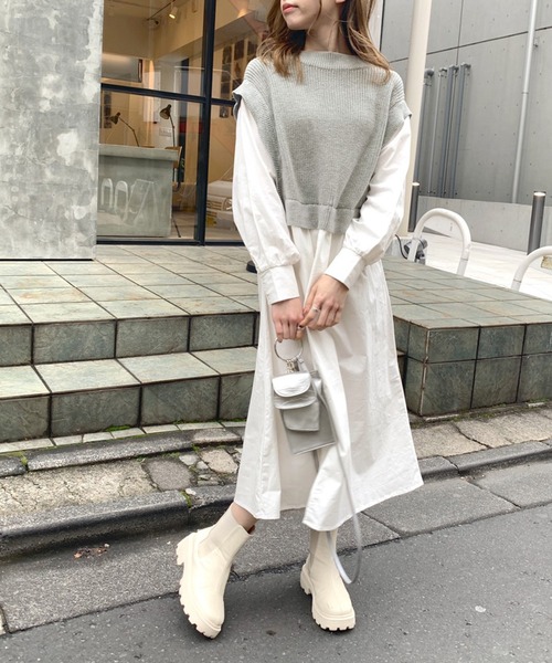 OLIVE des OLIVE（オリーブデオリーブ）の「【WEB限定】おさんぽドッキングワンピース（ワンピース・レディース・オフホワイト/グレー/ベージュ・FREE）」の7枚目の写真