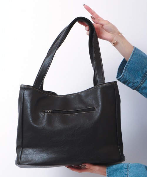 FUNALIVE(ファンアライブ)の「Valentino Michelle 通A4対応整理整頓トートバッグ(トートバッグ・レディース・ワイン/ブラック/ブラウン/ネイビー/ベージュ/ブルーグリーン/マスタード/オレンジ系その他/グレイッシュベージュ・FREE)」の14枚目の写真