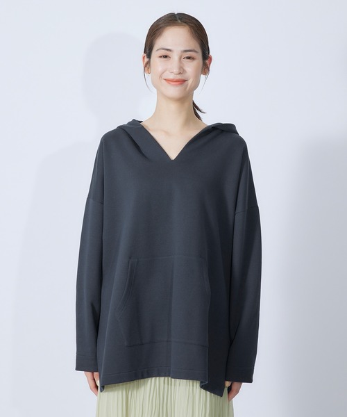 【秋にも使える】ダンボールニットVネックフーディ