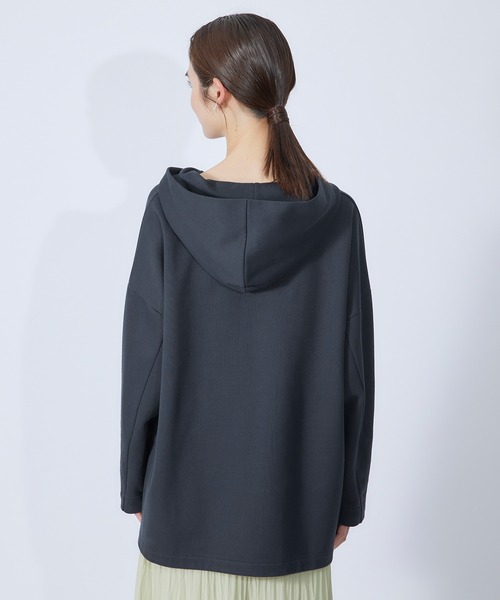 【秋にも使える】ダンボールニットVネックフーディ