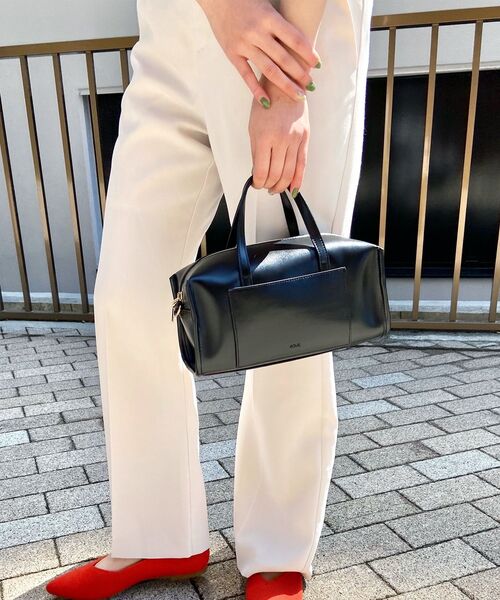 OPAQUE.CLIP(オペークドットクリップ)の「◆スクエアボストンバッグ【2WAY】(ボストンバッグ・レディース・ブラック/オフホワイト・00)」の7枚目の写真