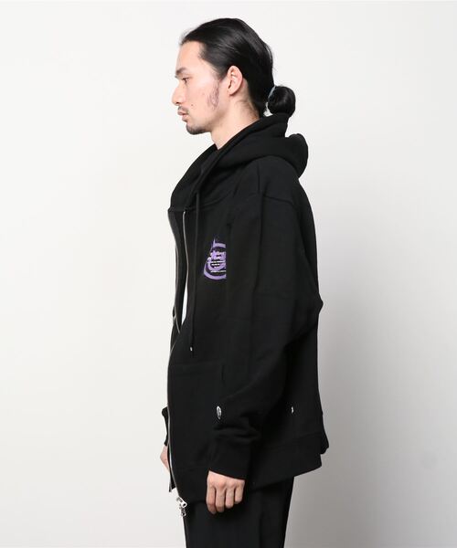 ISTKUNST（イストクンスト）の「【ISTKUNST】BEAR & SMILEY HOOD ZIP UP / イストクンスト ベアー アンド スマイリー ジップアップ フーディー（パーカー・レディース・ライトグレー/ブラック・MEDIUM/LARGE/X-LARGE）」の15枚目の写真