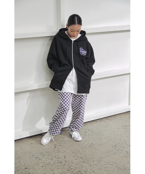 ISTKUNST（イストクンスト）の「【ISTKUNST】BEAR & SMILEY HOOD ZIP UP / イストクンスト ベアー アンド スマイリー ジップアップ フーディー（パーカー・レディース・ライトグレー/ブラック・MEDIUM/LARGE/X-LARGE）」の11枚目の写真