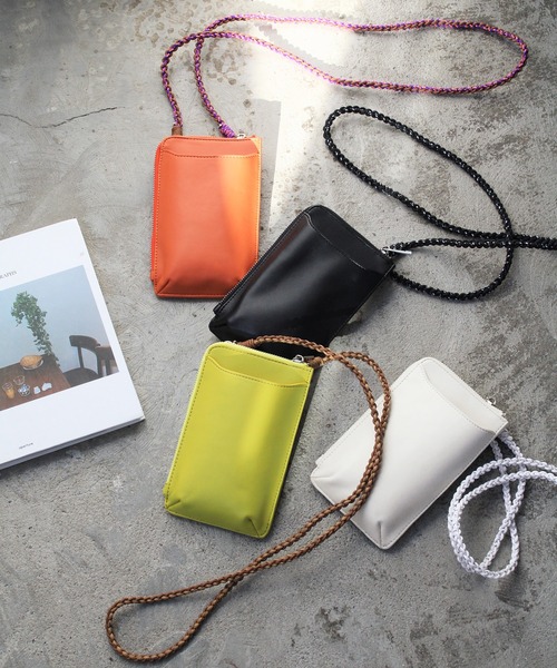 GeeRA(ジーラ)の「編みショルダーマルチモバイルバッグ(ショルダーバッグ・レディース・オレンジ/イエロー/ブラック/オフホワイト・FREE)」の8枚目の写真