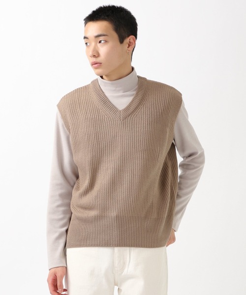 ALAND（エーランド）の「MEANDER／V-NECK KNIT VEST　2258894（ベスト・メンズ・ベージュ・LARGE/MEDIUM）」の3枚目の写真