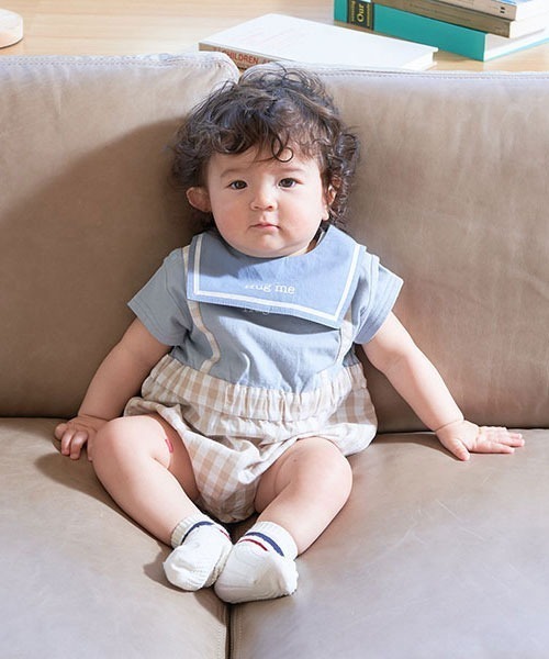 b・ROOM(ビールーム)の「カバーオール&スタイセット(チェック)(ロンパース・キッズ・オフホワイト/ベージュ/ブルーグレー・80cm/70cm)」の3枚目の写真