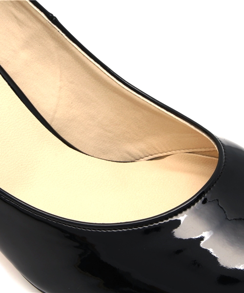 LE TALON（ルタロン）の「【GINGER4月号掲載】◇7.5cmエナメルプレーン（パンプス・レディース・ブラック/ホワイト/ベージュ/イエロー/ネイビー・36/37/35/35.5/38/37.5/36.5）」の7枚目の写真