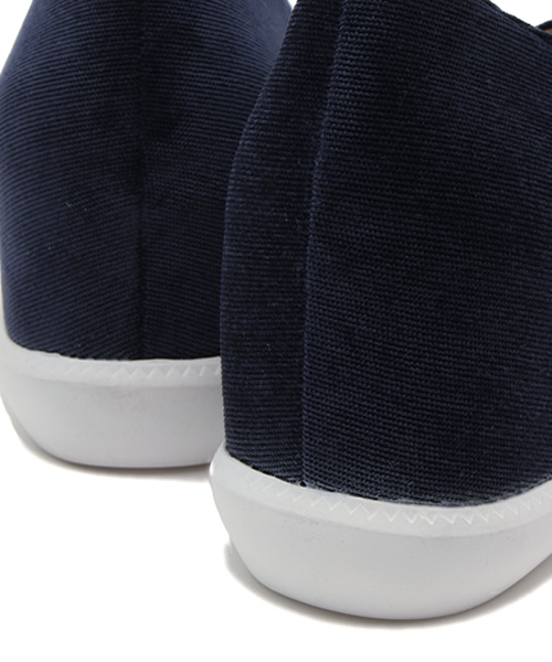 DISCOAT(ディスコート)の「【Discoat】インヒールスリッポン(スニーカー・レディース・グレー/アイボリー/ネイビー・MEDIUM/LARGE/SMALL)」の10枚目の写真