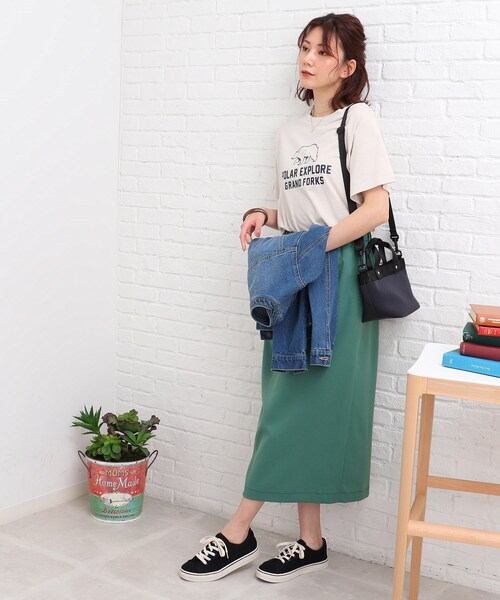 SHOO・LA・RUE(シューラルー)の「◆【S-L】アニマルプリントTシャツ(Tシャツ/カットソー・レディース・ブルー/アイボリー・03/01/02)」の13枚目の写真