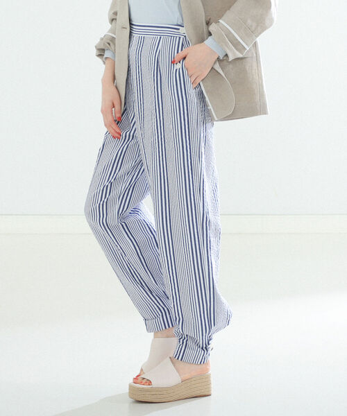 Demi-Luxe BEAMS（デミルクス ビームス）の「Demi-Luxe BEAMS / サッカー タブ付き パンツ（その他パンツ・レディース・ブラック/その他/レッド・38/36）」の3枚目の写真