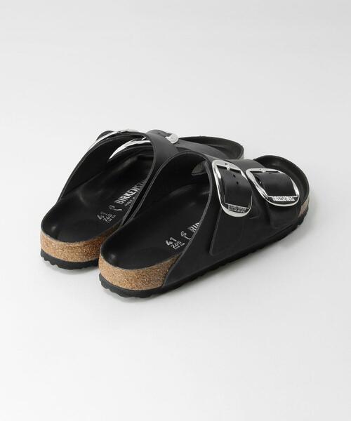 BEAUTY&YOUTH UNITED ARROWS（ビューティーアンドユースユナイテッドアローズ）の「＜BIRKENSTOCK（ビルケンシュトック）＞ARIZONA BIGBUCKLE/サンダル（その他シューズ・メンズ・ブラック・40/39/41/42/43）」の2枚目の写真
