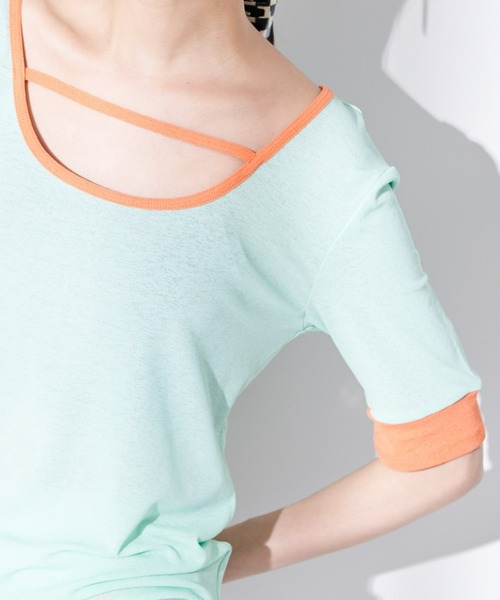 Solace(ソレイス)の「UネックバイカラーリンガーT/前後2WAY(Tシャツ/カットソー・レディース・ホワイト/パープル/レッド/ライトグリーン・FREE)」の1枚目の写真