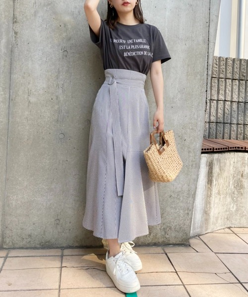 one after another NICE CLAUP(ワンアフターアナザーナイスクラップ)の「ロゴ刺しゅうTee(Tシャツ/カットソー・レディース・ホワイト/ピンク/オレンジ/ブルー/スミクロ・FREE)」の20枚目の写真