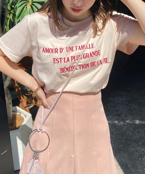 one after another NICE CLAUP(ワンアフターアナザーナイスクラップ)の「ロゴ刺しゅうTee(Tシャツ/カットソー・レディース・ホワイト/ピンク/オレンジ/ブルー/スミクロ・FREE)」の16枚目の写真
