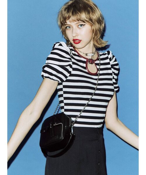 jouetie（ジュエティ）の「パイピングパワショルテレコトップス（Tシャツ/カットソー・レディース・ブラック/ベージュ/パープル/オフホワイト/オレンジ・MEDIUM）」の2枚目の写真